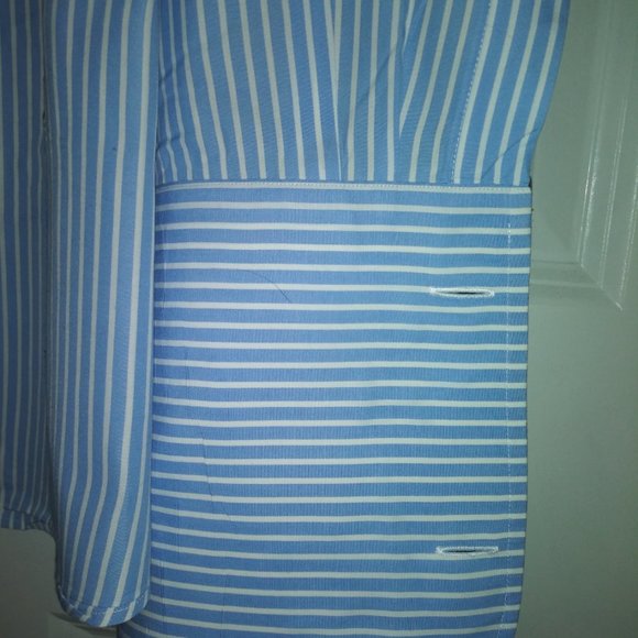 Ledbury: Men's Blue & White Banker Stripe. French cuffs, Neck: 17.5 Sleeve: 37 - Picture 4 of 5